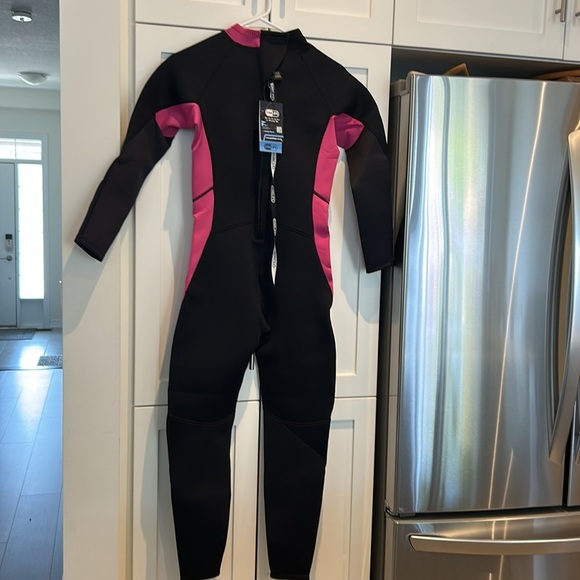 Gimilife Neoprene 3MM Full Body Wetsuit Black Pink Back Zip Women’s size M NEW - Picture 3 of 16